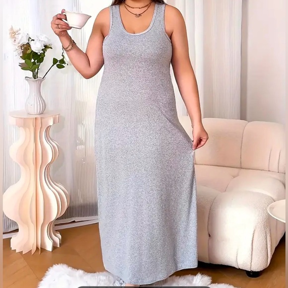 Dani Grey Loungewear Dress - Picture 3 of 6